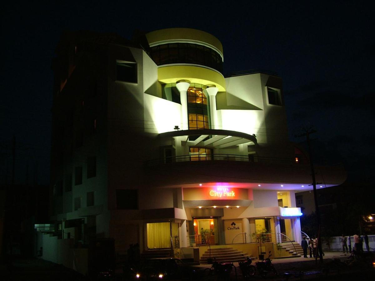 Hotel City Park, Solapur Dış mekan fotoğraf